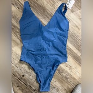 Lululemon high leg/ skimpy cut one piece swim with built in bra NWT